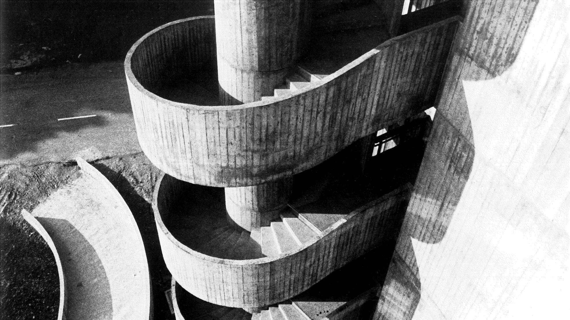 Parco tecnologico  CESI la scala esterna