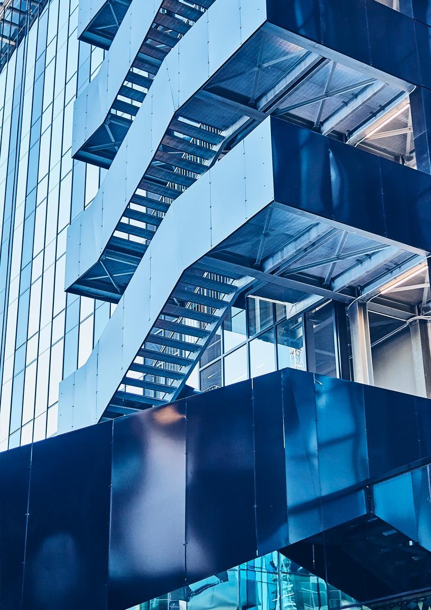 The Corner scala esterna